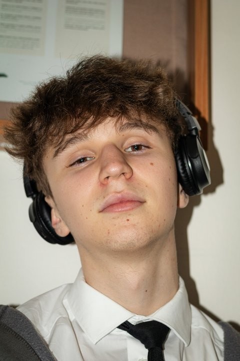 Adam v prváku na focení